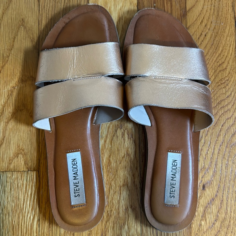 Steve Madden Rose Gold Sandals Size 7.5